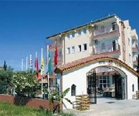 Cats Garden And Hotel 3*